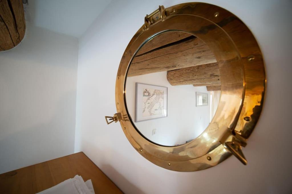 Air-Conditioned Loft In The Heart Of The Old Port มาร์กเซย ภายนอก รูปภาพ